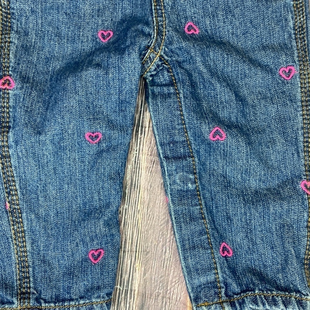 Darling Oshkosh Blue Jean Overalls With Pink Hearts- Size 9 Months - Picture 4 of 11